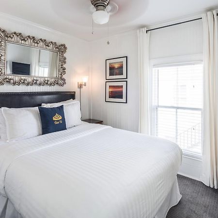 Queen Vic Guest House Provincetown Extérieur photo
